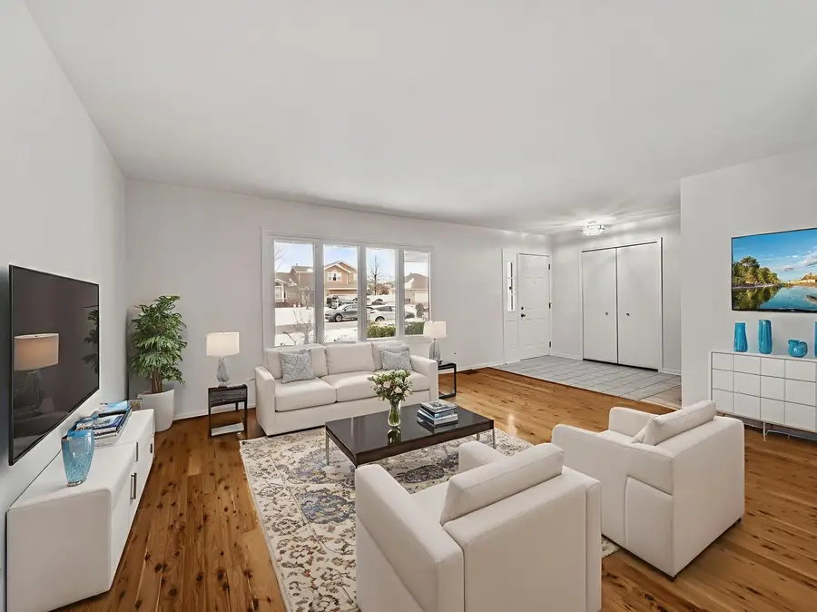 7537 W Wishing Well Drive, Frankfort, IL 60423 - Image #3