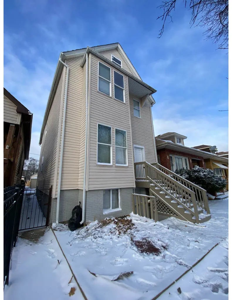 8744 S Saginaw Avenue, Chicago, IL 60617 - Image #3