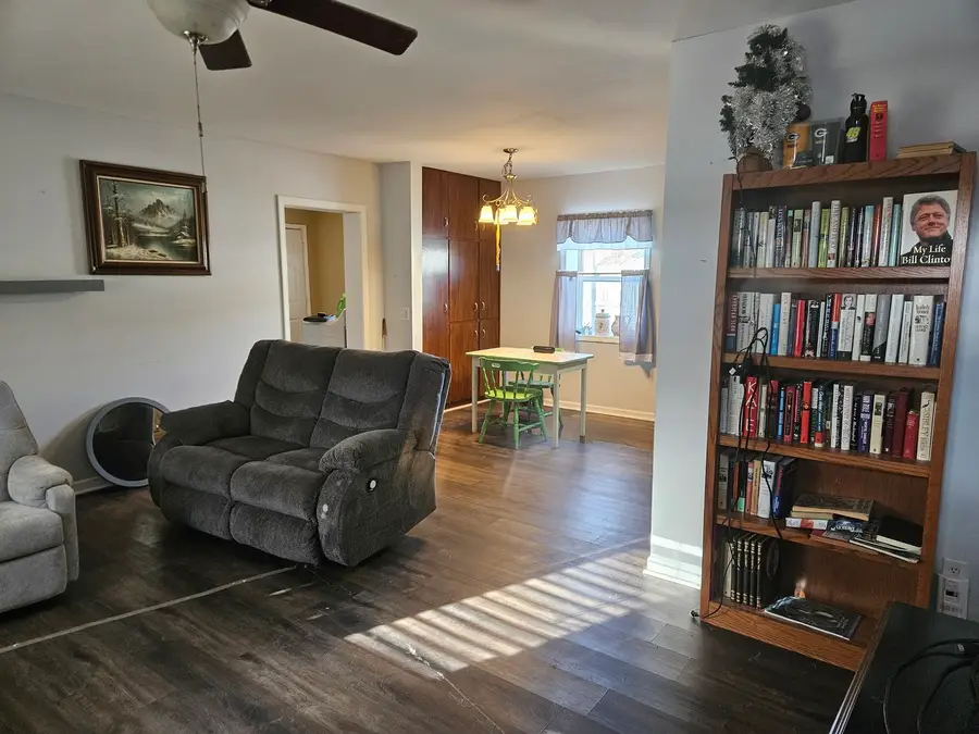 2202 Chestnut Avenue, Sterling, IL 61081 - Image #3