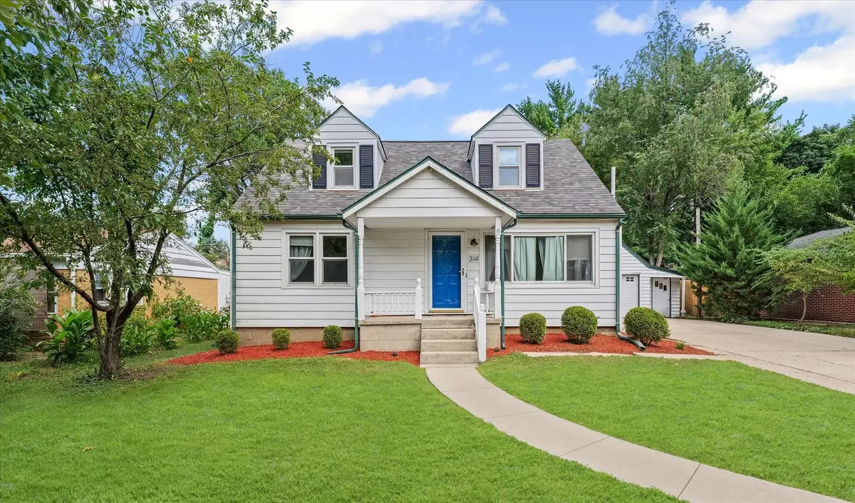 314 Elmwood, Champaign, IL 61821 - Image #1