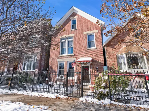 1520 N Washtenaw Avenue, Chicago, IL 60622