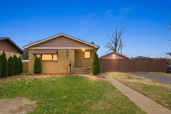 866 Greenbay Avenue, Calumet City, IL 60409