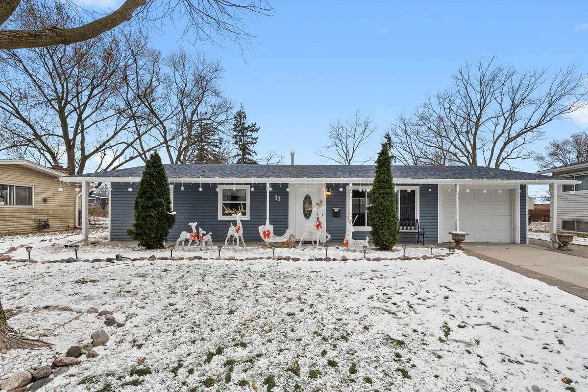 11 Greenfield Road, Montgomery, IL 60538 - Image #1