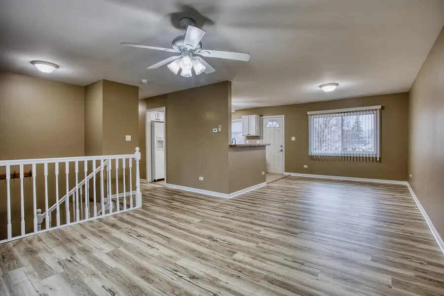 Address Withheld By Seller, Streamwood, IL 60107 - Image #3