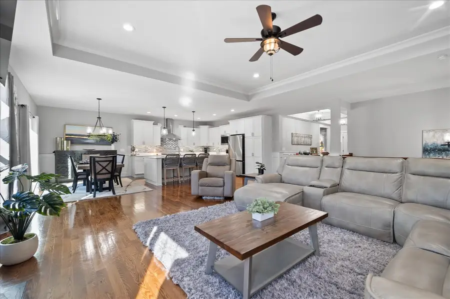 1383 Dodson Avenue, Elburn, IL 60119 - Image #2