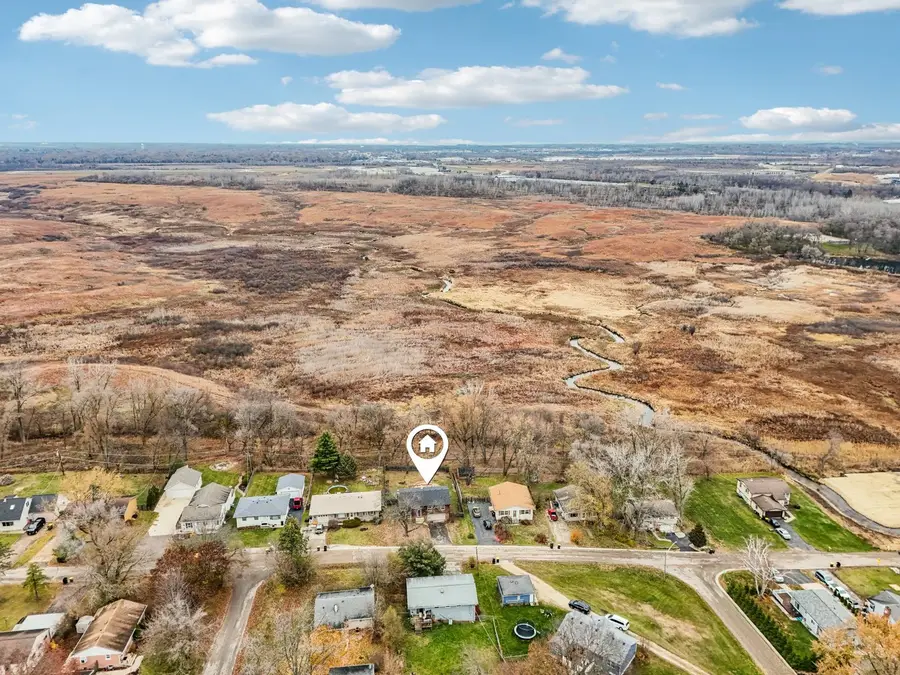 413 Plum Street, Lake In The Hills, IL 60156 - Image #2