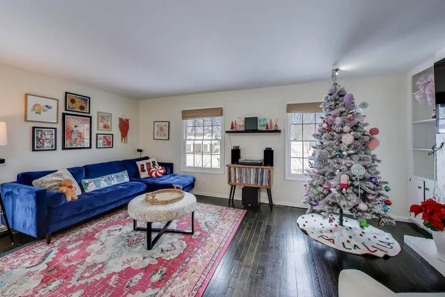 46 Oak Valley Drive, Cary, IL 60013 - Image #3