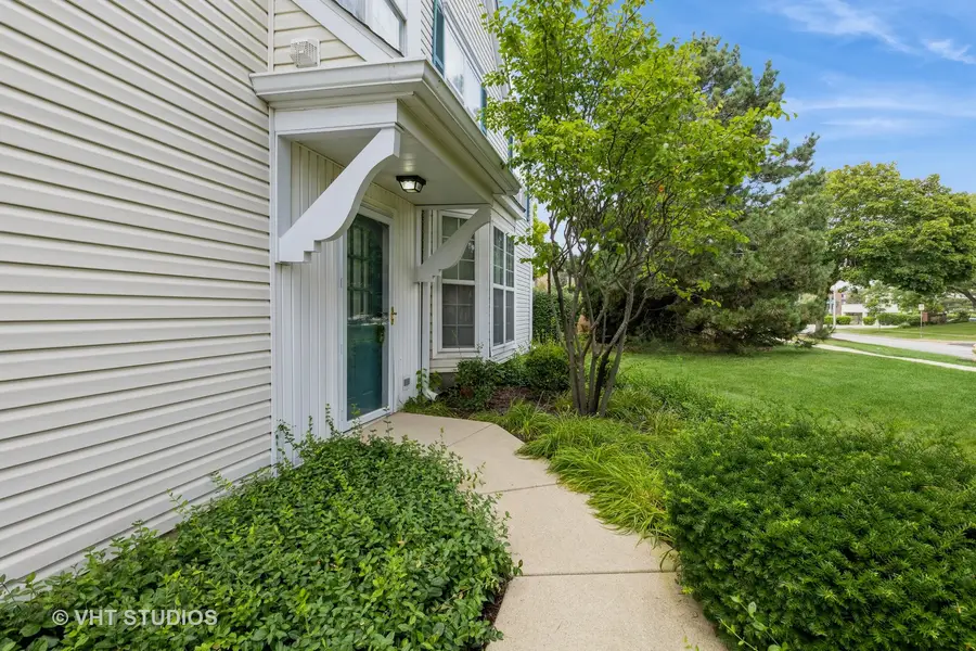 4 Arboretum Drive, Lombard, IL 60148 - Image #2