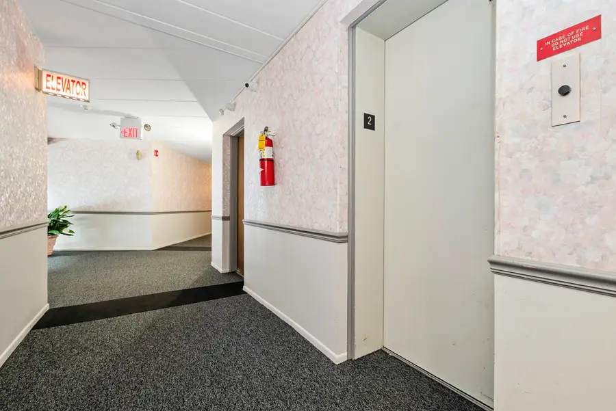 3240 N Manor Drive #216, Lansing, IL 60438 - Image #2