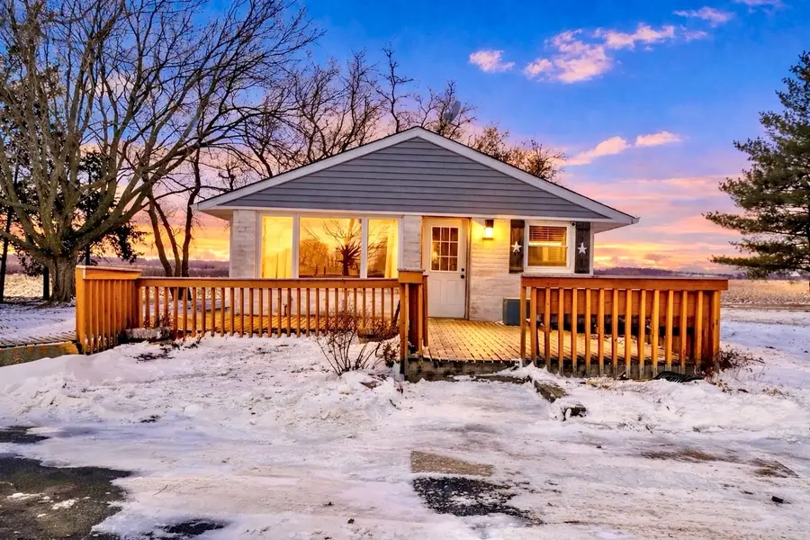 13535 County Line Road, Garden Prairie, IL 61038 - Image #3