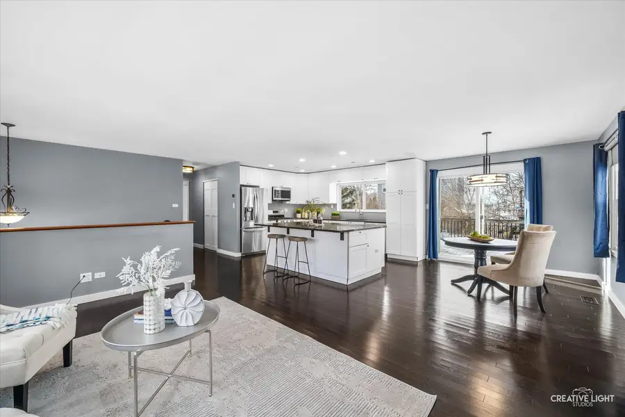 632 Sheffield Lane, Bolingbrook, IL 60440 - Image #2