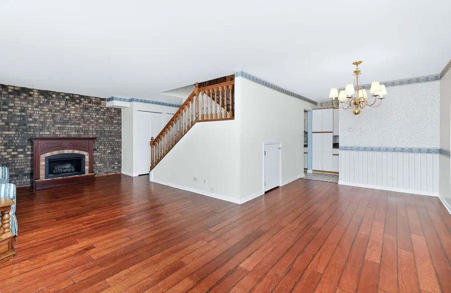 907 Curtiss Street #407, Downers Grove, IL 60515 - Image #3