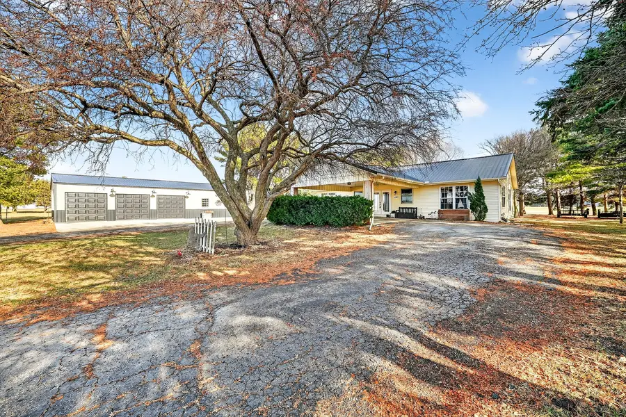 1408 N Us Highway 251, Lostant, IL 61334 - Image #3