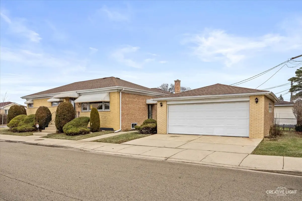 7657 W Gunnison Street, Norridge, IL 60706 - Image #1