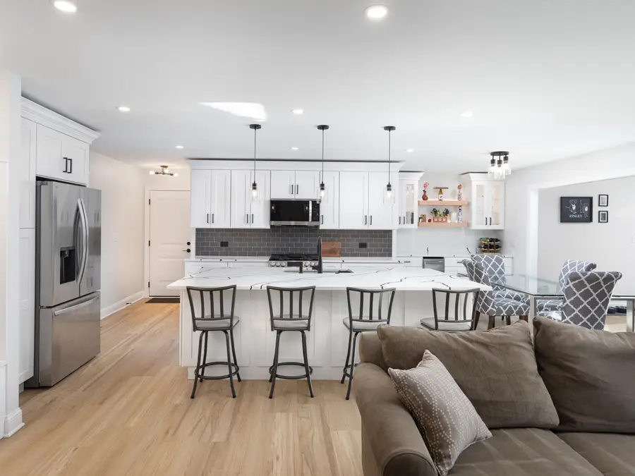 1310 Wintergreen Terrace, Batavia, IL 60510 - Image #2