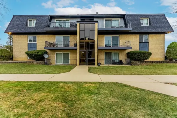 11128 S 84th Avenue #2B, Palos Hills, IL 60465