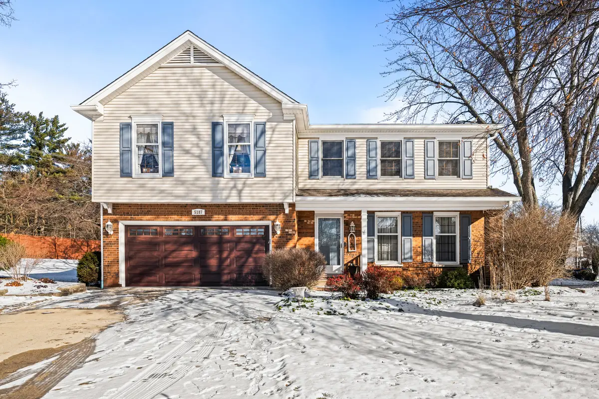 5187 Chambers Drive, Hoffman Estates, IL 60010 - Image #1