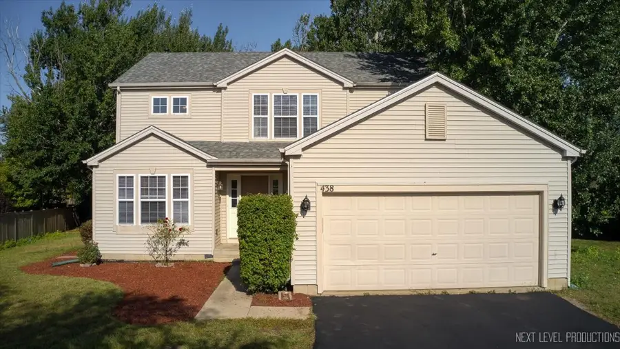 438 W Meadow Mist Lane, Round Lake, IL 60073 - Image #2