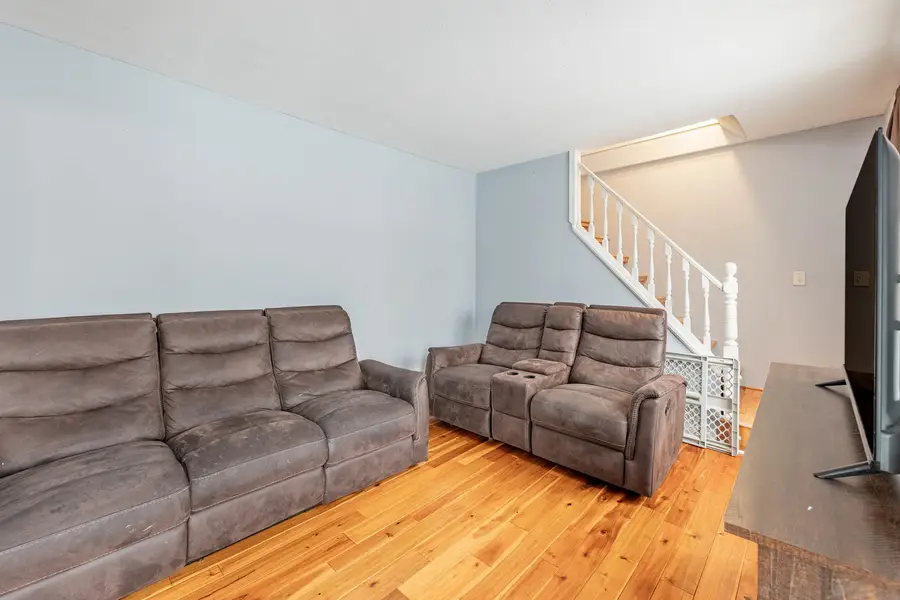 18006 Oakwood Avenue, Lansing, IL 60438 - Image #2