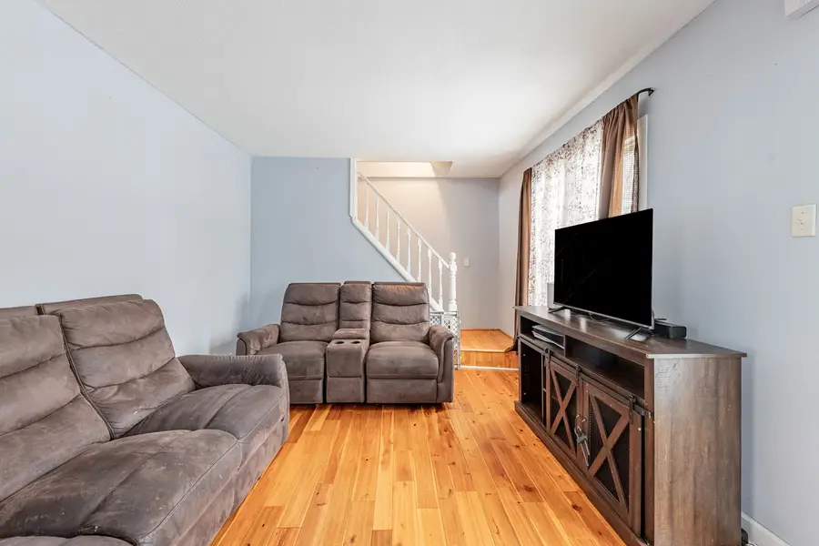 18006 Oakwood Avenue, Lansing, IL 60438 - Image #3