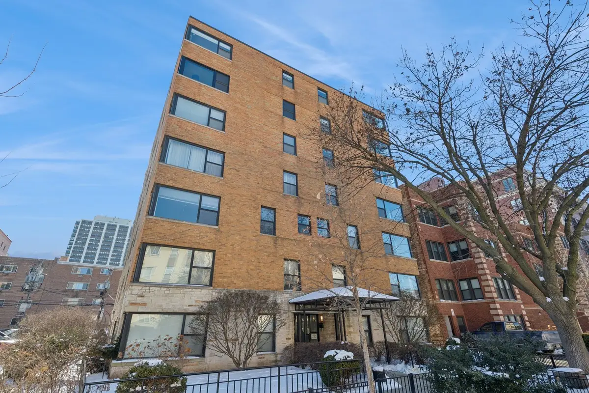 525 W Aldine Avenue #1E, Chicago, IL 60657 - #1