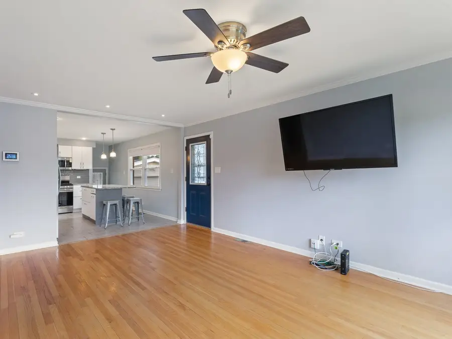 240 N Park Drive, Glenwood, IL 60425 - #2