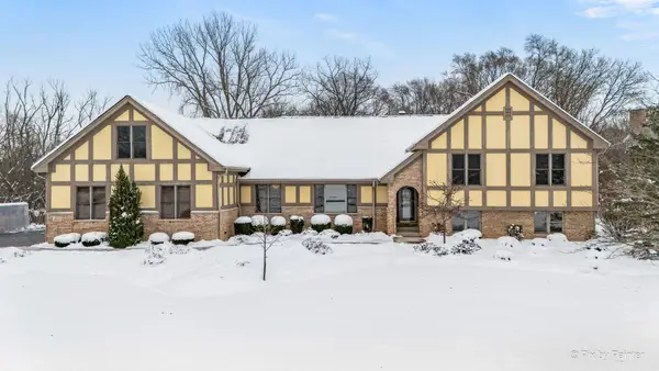 26651 N Pheasant Trail, Wauconda, IL 60084