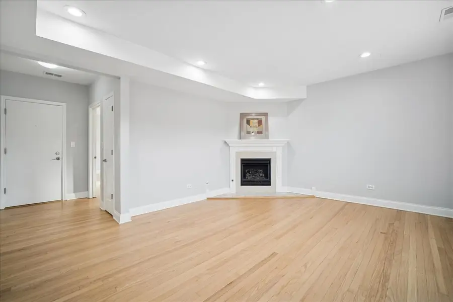 7411 N Hoyne Avenue #3, Chicago, IL 60645 - Image #3