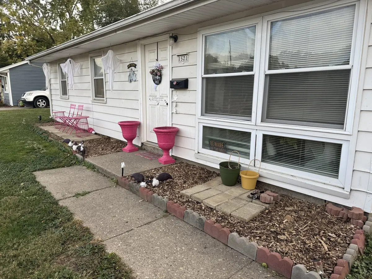 1521 Hedge Road, Champaign, IL 61821 - Image #1