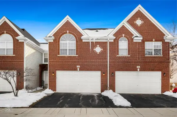 150 Fulbright Lane, Schaumburg, IL 60194