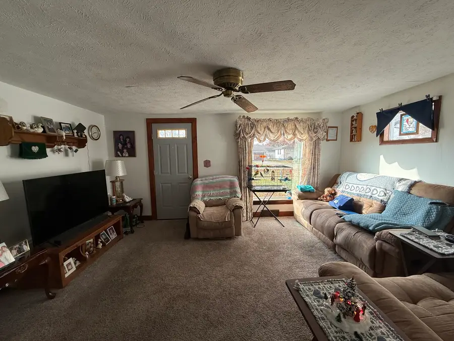 612 S Church Street, Gibson City, IL 60936 - #3