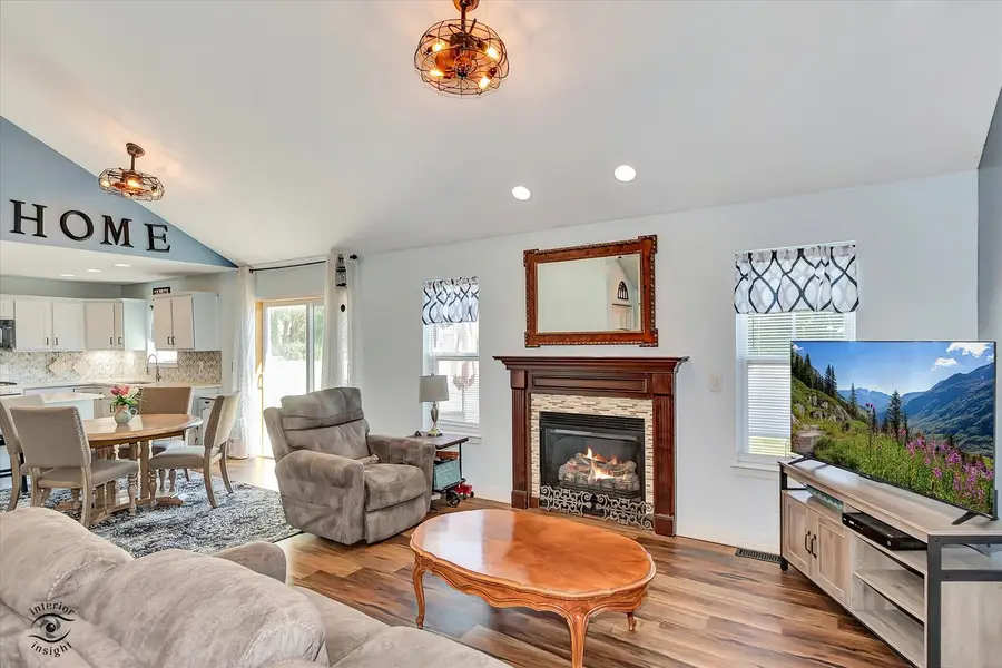 376 Eagles Landing Drive, Manteno, IL 60950 - Image #2