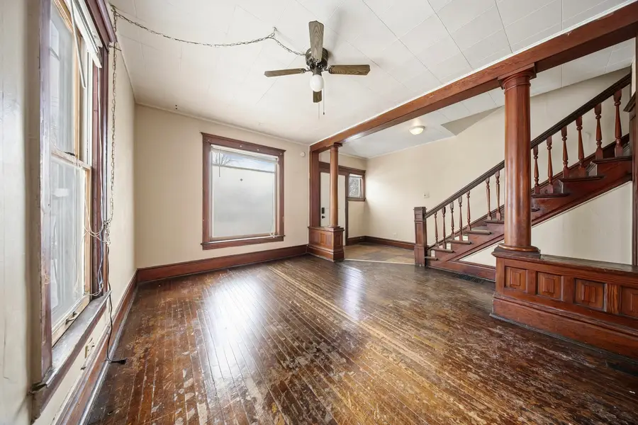 108-110 E Iroquois Street, Freeport, IL 61032 - #2