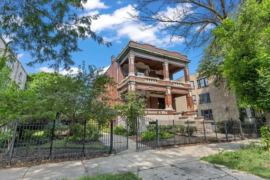 1918 N Humboldt Boulevard, Chicago, IL 60647 - Image #2