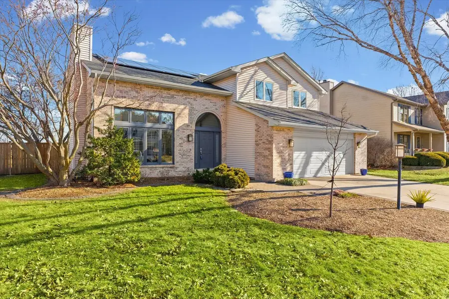 2808 Woodridge Road, Champaign, IL 61822 - #2