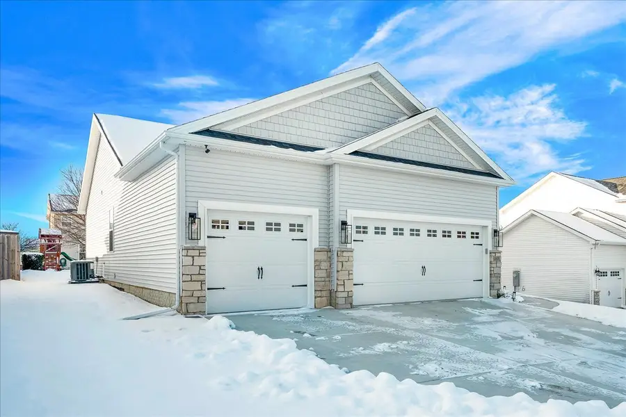 2505 Pampas Lane, Bloomington, IL 61705 - Image #3