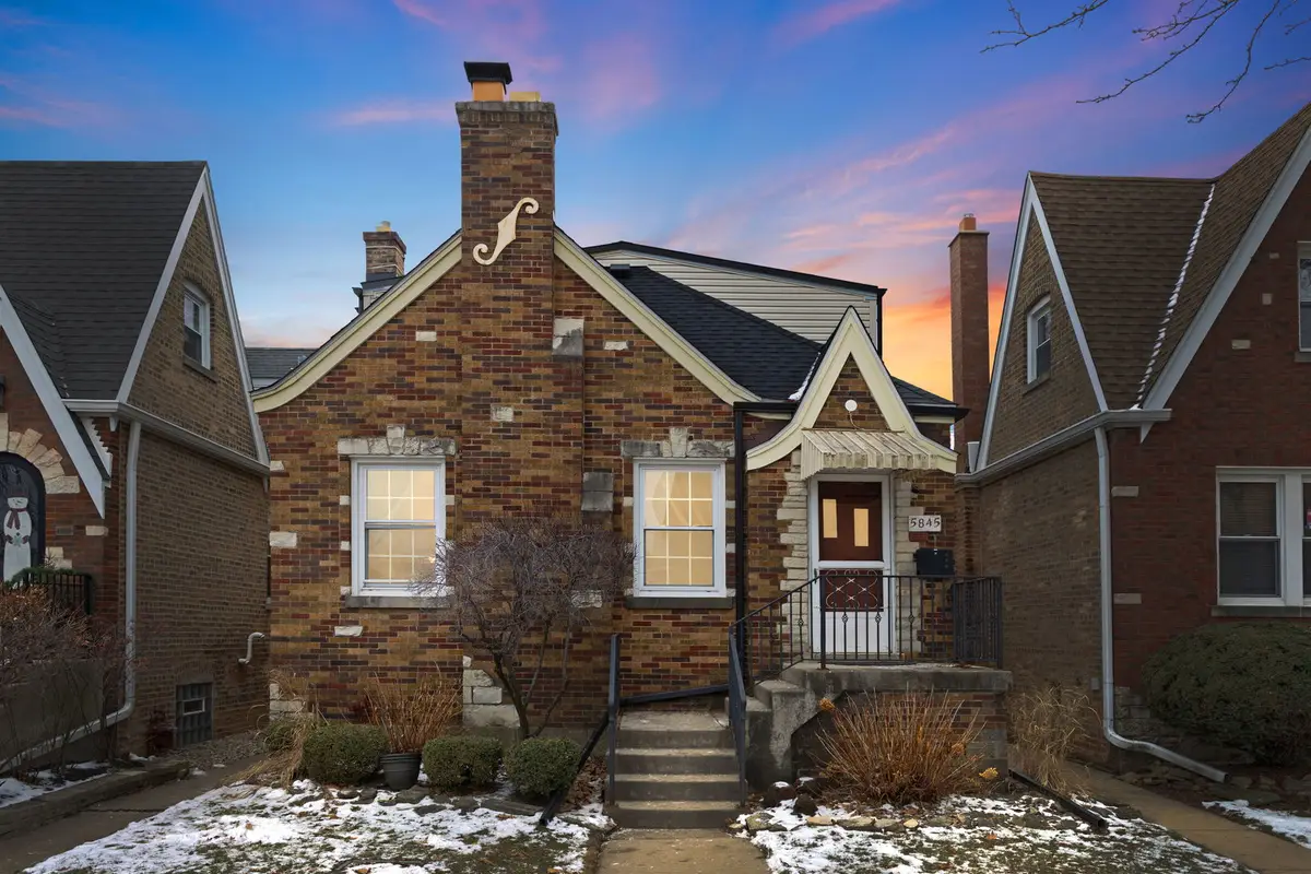 5845 W Ainslie Street, Chicago, IL 60630 - Image #1