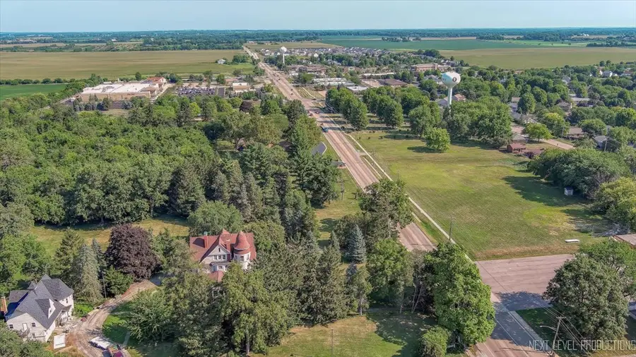 526 N Main Street, Elburn, IL 60119 - #2