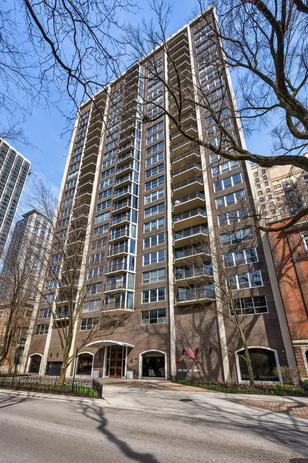 1515 N Astor Street #5A, Chicago, IL 60610