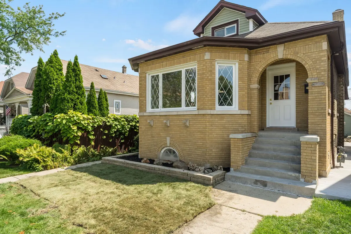 5853 W Newport Avenue, Chicago, IL 60634 - #1