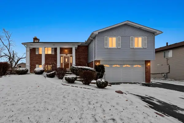 152 Oakhurst Road, Matteson, IL 60443