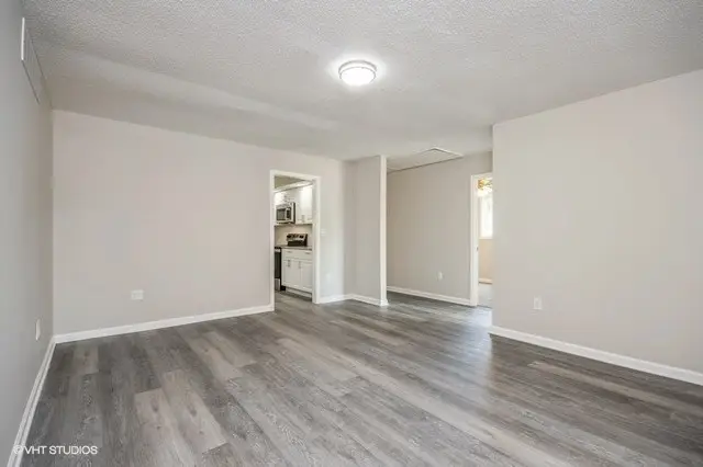 224 W Clinton Avenue, Farmer City, IL 61842 - Image #3