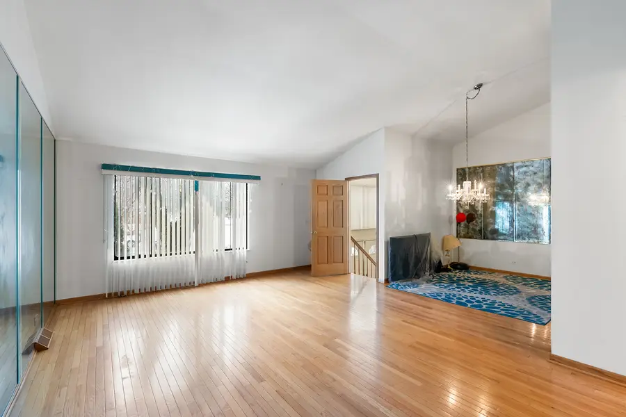 532 E Devon Avenue, Roselle, IL 60172 - Image #3