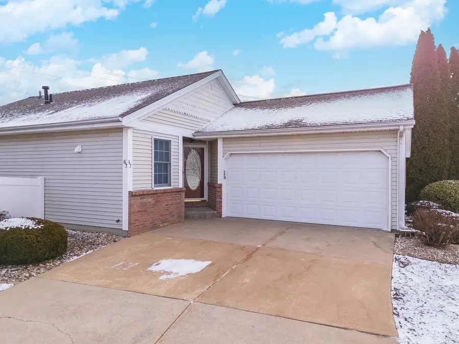 67 Astoria Way, Bloomington, IL 61704 - Image #3