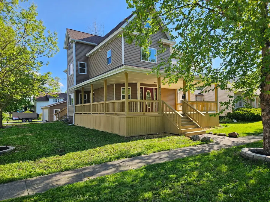 215 E Sale Street, Tuscola, IL 61953 - Image #2