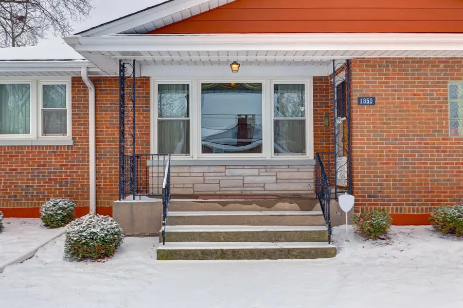 1850 Kensington Avenue, Westchester, IL 60154 - Image #2