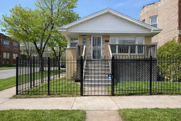 7758 S Burnham Avenue, Chicago, IL 60649
