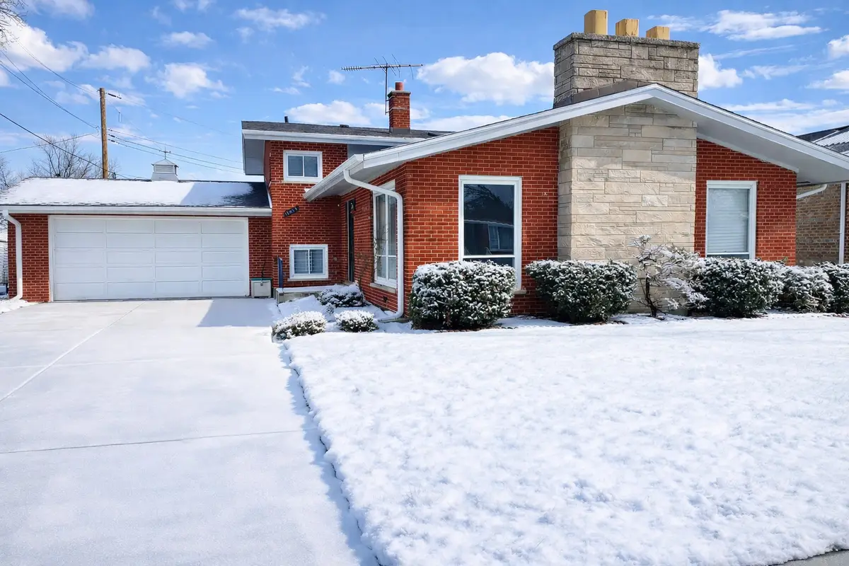 15635 Minerva Avenue, Dolton, IL 60419 - Image #1