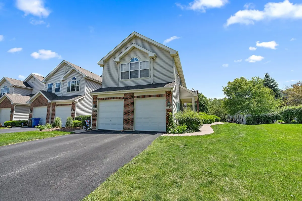 7105 Westwood Drive #7105, Carpentersville, IL 60110 - Image #1