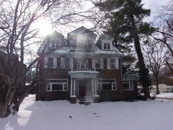 1595 W Macon Street, Decatur, IL 62522